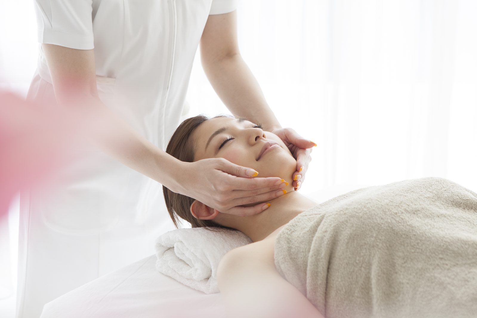Facial treatment at Anta Senses Spa